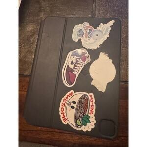 Apple Magic Keyboard for 11" iPad Pro - Black (MXQT2LLA)